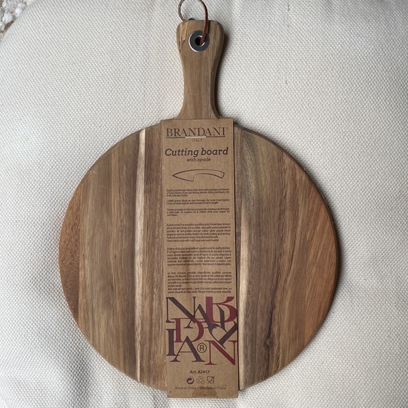 Dining Brandani Acacia Collection Italian Round Cutting Board W Spade Poshmark